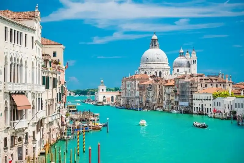 Apply Italy visa from Dubai